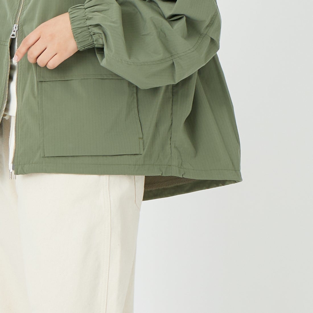 KHA:KI [カーキ] スタンドカラージャケット [MIL25HJK3232] KHAKI &&モデル身長：162cm 着用サイズ：1&&