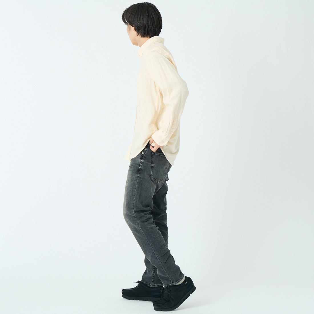 RED CARD TOKYO [レッドカード トーキョー] Rhythm+ スリムテーパードパンツ [88M86801TGR] A-TAND GRY &&モデル身長：179cm 着用サイズ：32&&