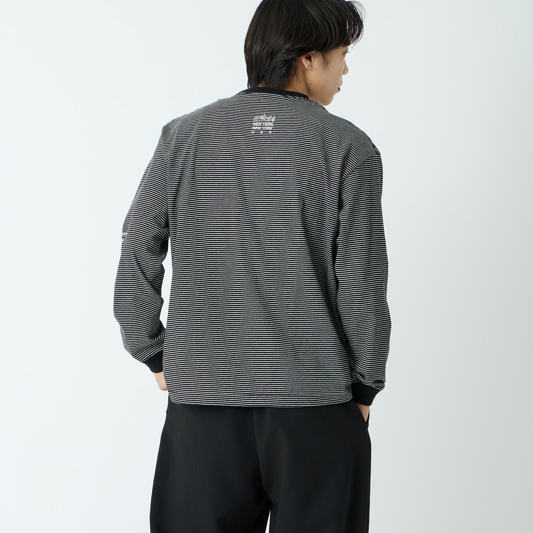 MANHATTAN PORTAGE [マンハッタンポーテージ] ロングスリーブTシャツ [26SS-MP-M650] BLK BORDER &&モデル身長：179cm 着用サイズ：L&&