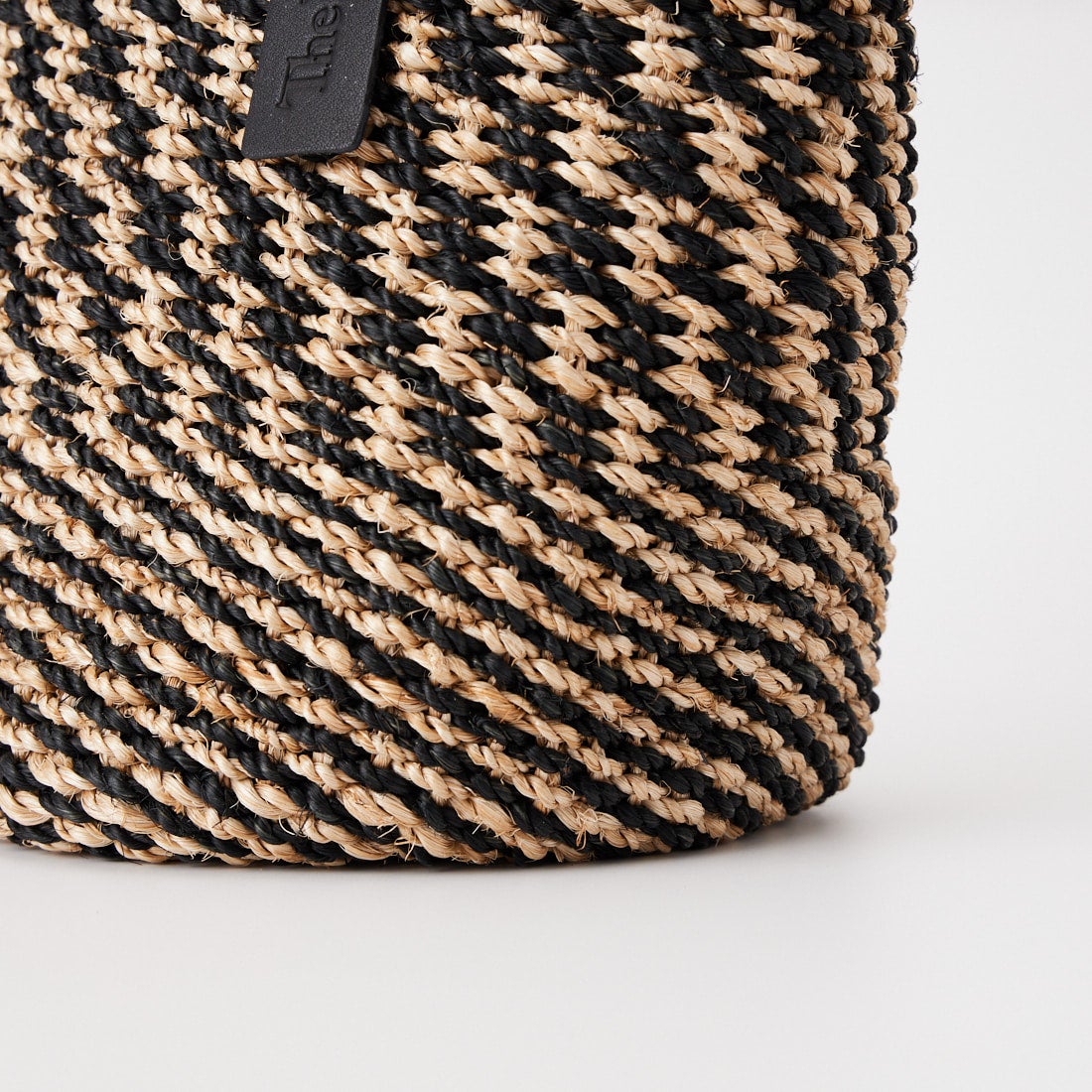 BAGMATI [バグマティ] アバカ カゴバッグ [BBK25-SS45] NAT/BLACK