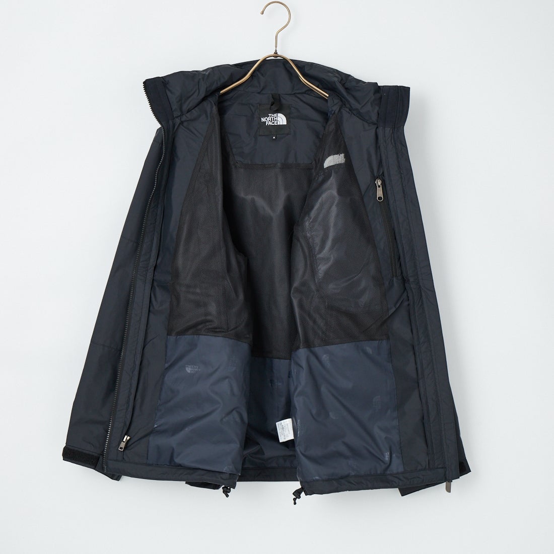 THE NORTH FACE [ザ ノースフェイス] チムニーウインドジャケット [NP22650] K