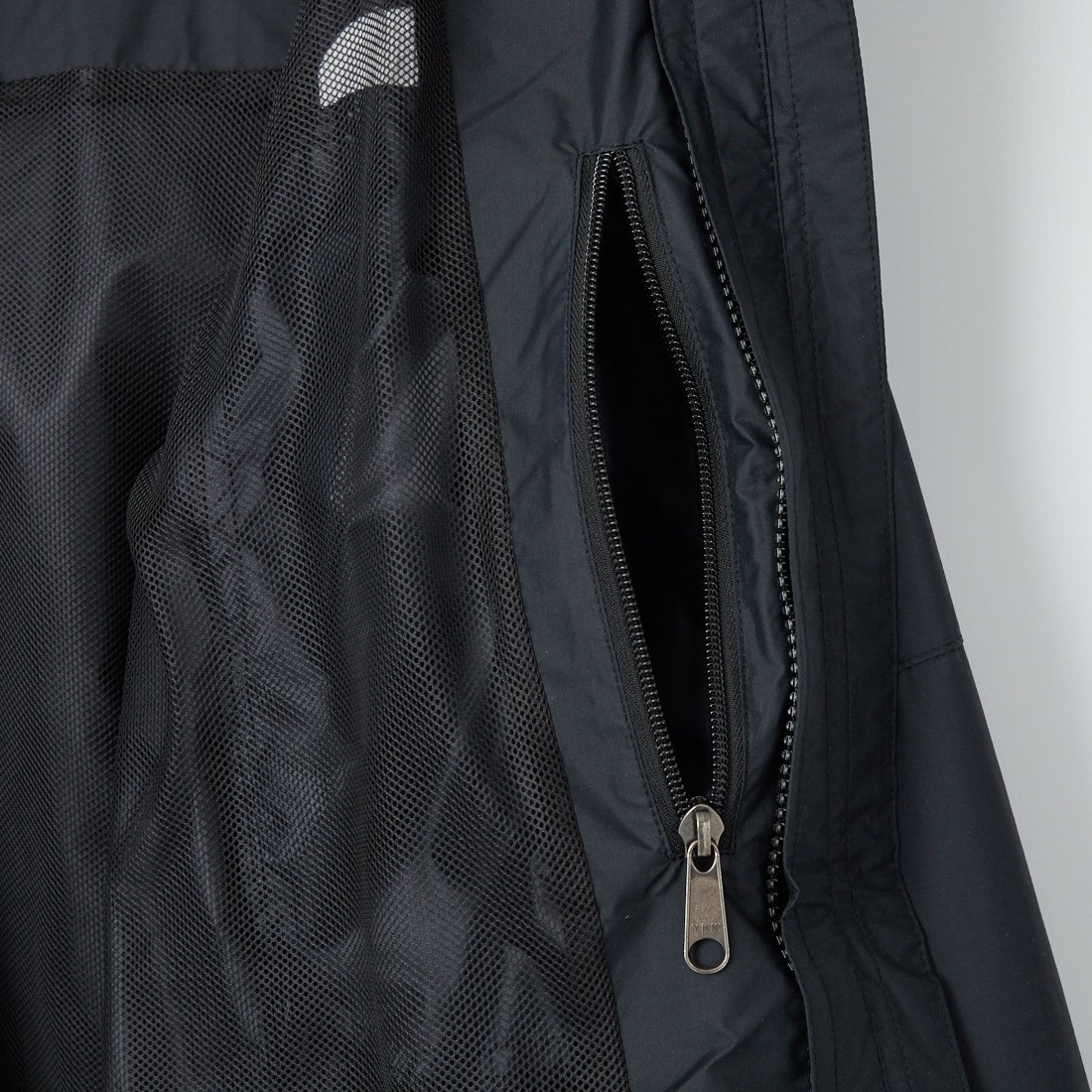 THE NORTH FACE [ザ ノースフェイス] チムニーウインドジャケット [NP22650] K
