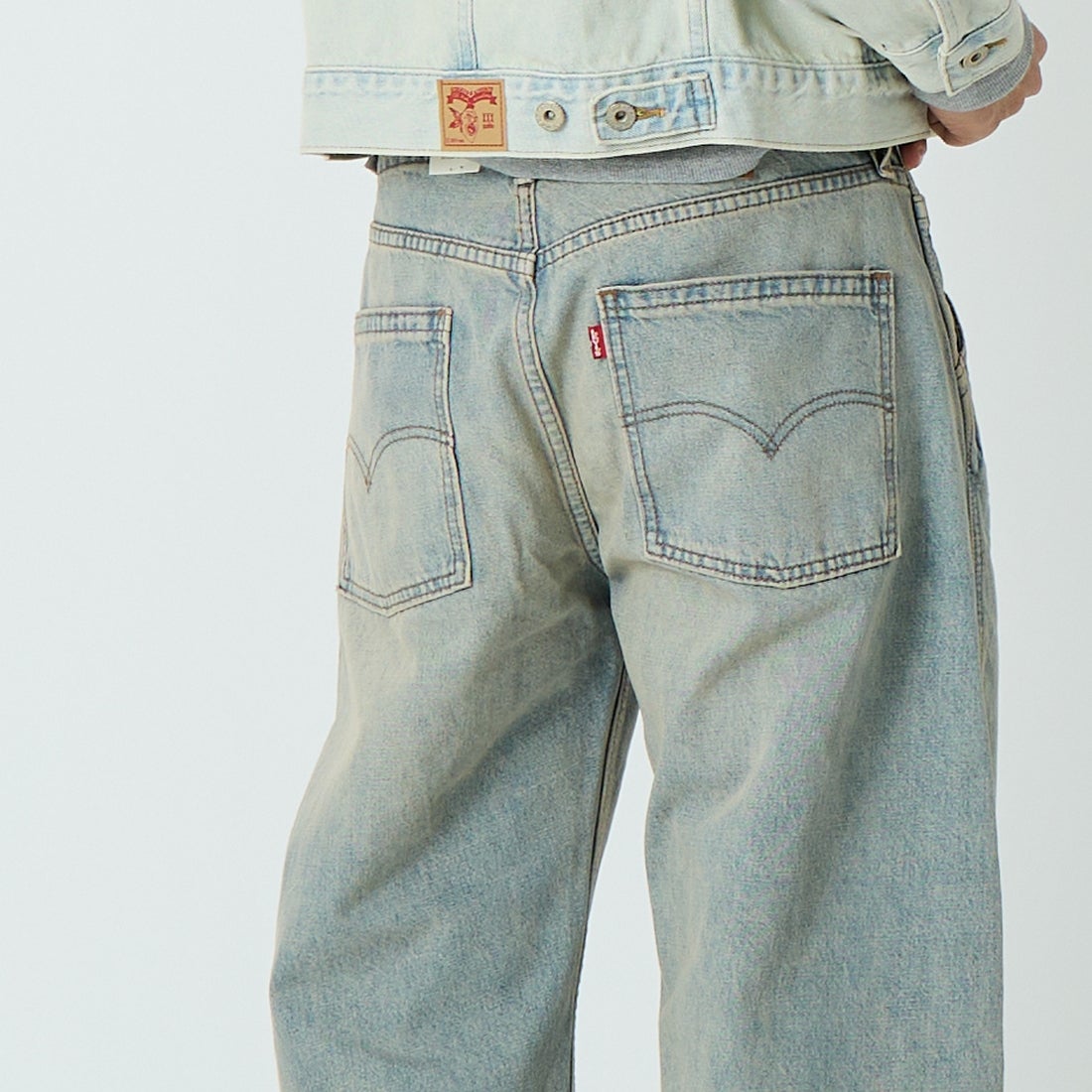 LEVI'S [リーバイス] バギーバレルデニムパンツ [0057O-00] 04 MY TINT &&モデル身長：179cm 着用サイズ：30&&