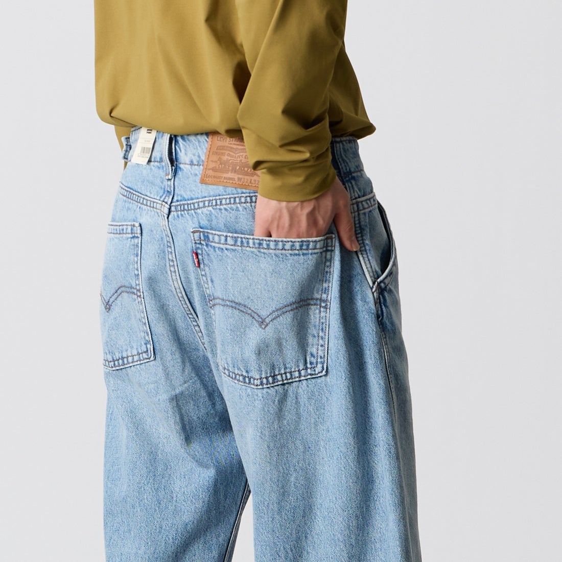 LEVIS [リーバイス] バギーバレルデニムパンツ [0057O-00] 09 RUNNING &&モデル身長：177cm 着用サイズ：32&&