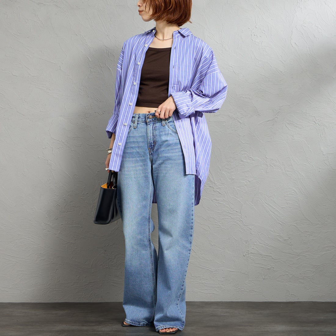 LEVI'S [リーバイス] LOOSE BOOT ジーンズ [005DO-00] 00 EASY DA &&モデル身長：158cm 着用サイズ：25&&