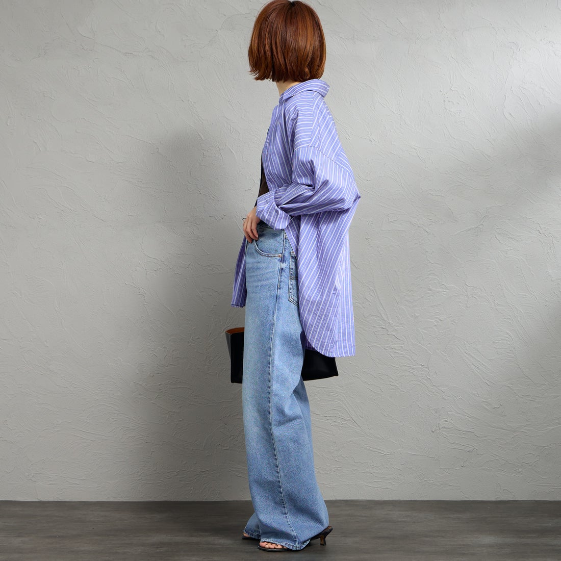 LEVI'S [リーバイス] LOOSE BOOT ジーンズ [005DO-00] 00 EASY DA &&モデル身長：158cm 着用サイズ：25&&