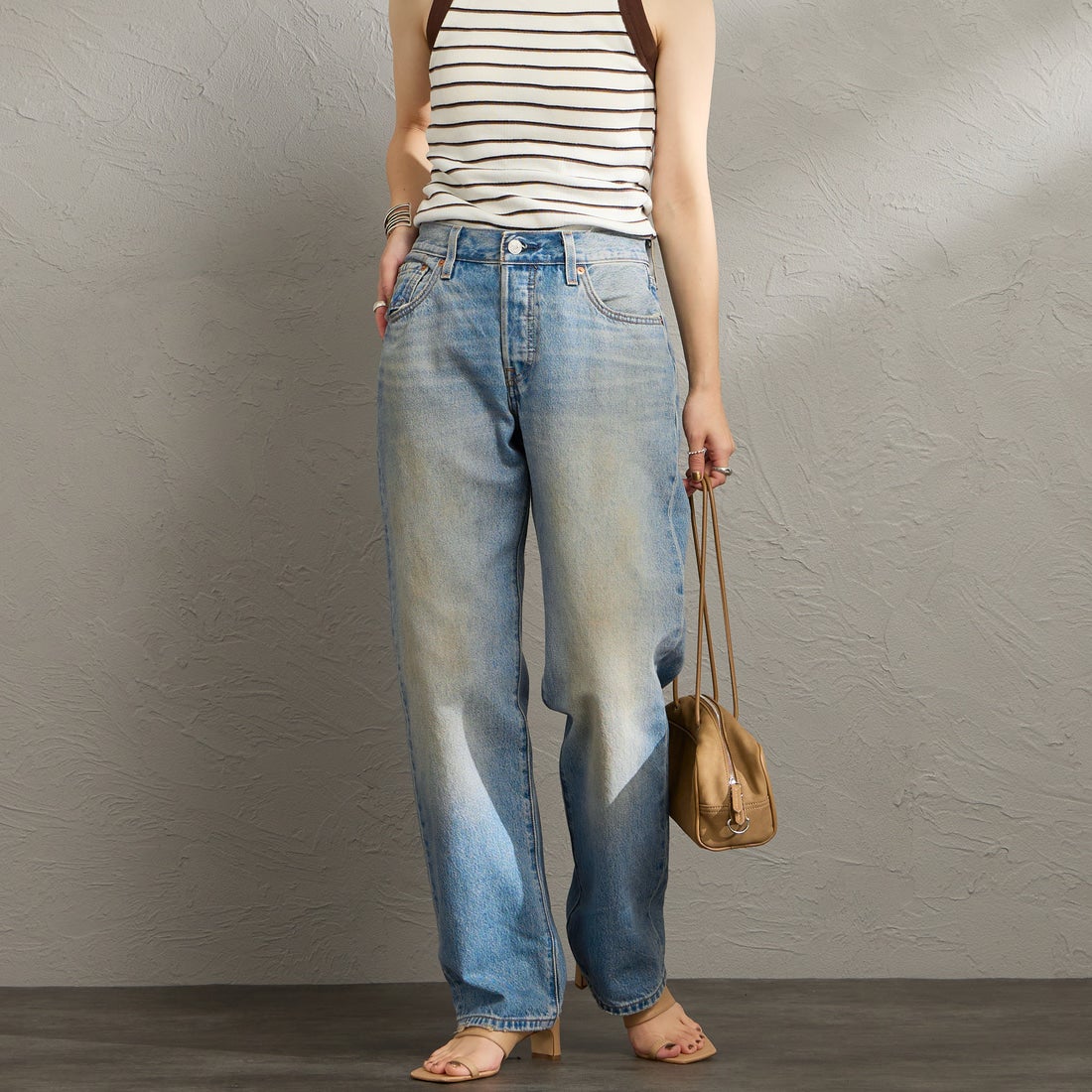 32 OFF ROA&&モデル身長：158cm 着用サイズ：25&&