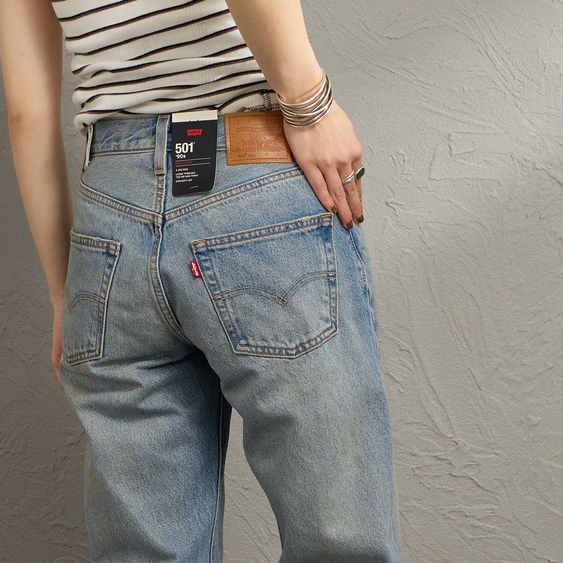 LEVI'S [リLEVI'S [リーバイス] 501 90s ジーンズ [A1959-01] 32 OFF ROAーバイス] 501 90s ジーンズ [A1959-01] 32 OFF ROA &&モデル身長：158cm 着用サイズ：24&&