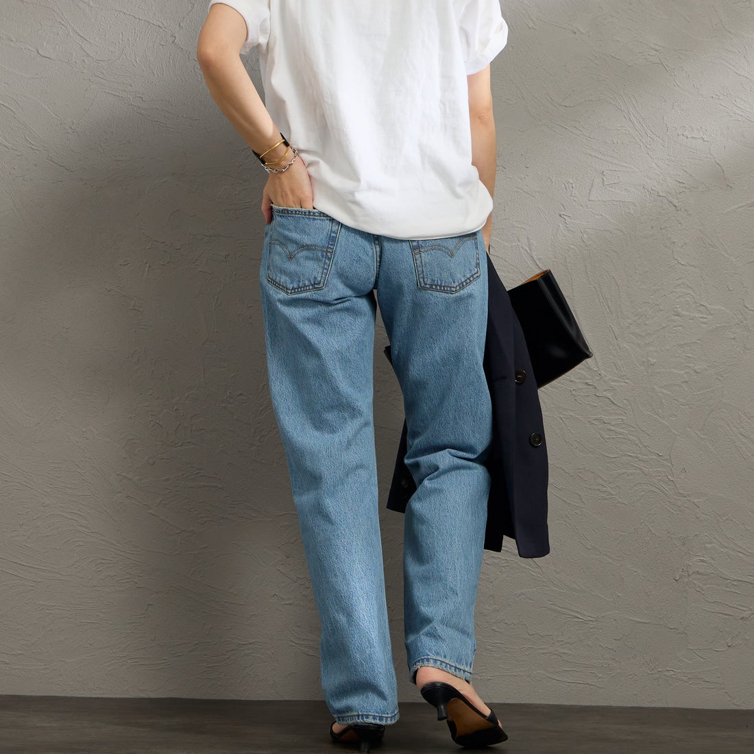 LEVI'S [リLEVI'S [リーバイス] 501 90s ジーンズ [A1959-01] 32 OFF ROAーバイス] 501 90s ジーンズ [A1959-01] 06 IN LOVE &&モデル身長：160cm 着用サイズ：24&&