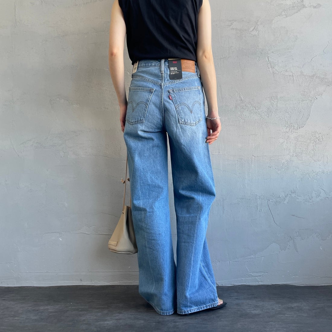 LEVI'S [リーバイス] リブケージ ワイドレッグ ジーンズ [A6081-00] 20 NOT THE &&モデル身長：158cm 着用サイズ：25&&
