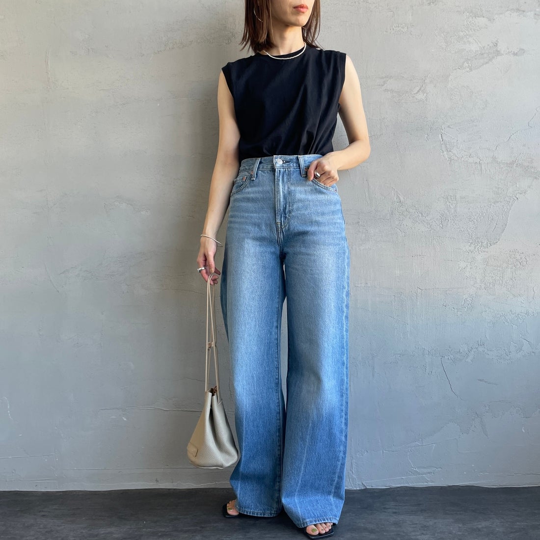 LEVI'S [リーバイス] リブケージ ワイドレッグ ジーンズ [A6081-00] 20 NOT THE &&モデル身長：158cm 着用サイズ：25&&
