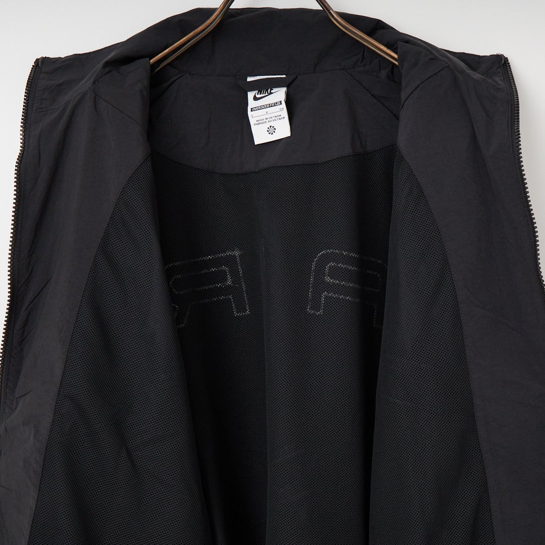 NIKE [ナイキ] ウィンドランナー トラックジャケット [IF1289] 010 BLACK