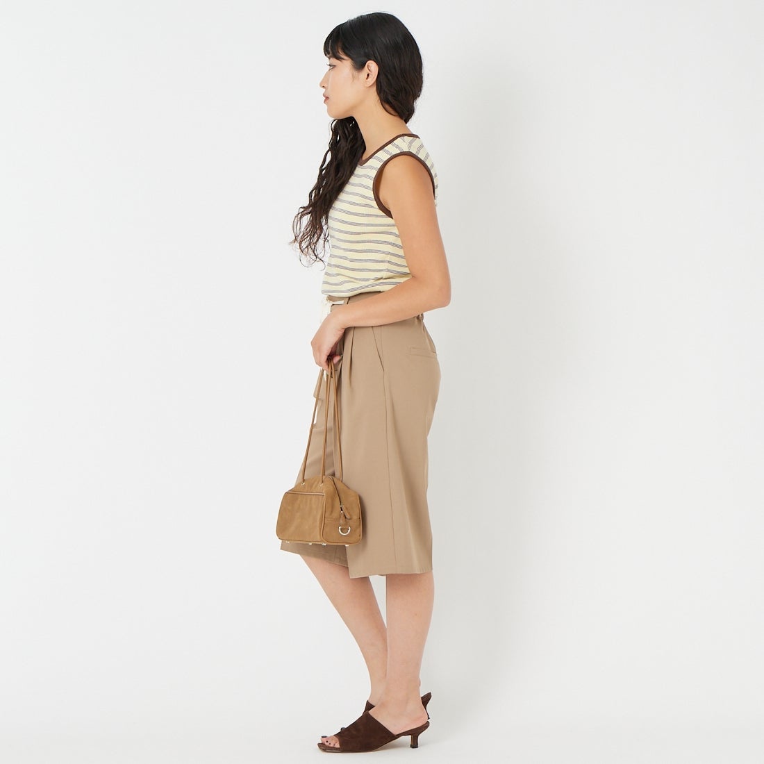 CLOCHE [クロシェ] バミューダパンツ [61286544] ﾍﾞｰｼﾞｭ &&モデル身長：162cm 着用サイズ：2&&