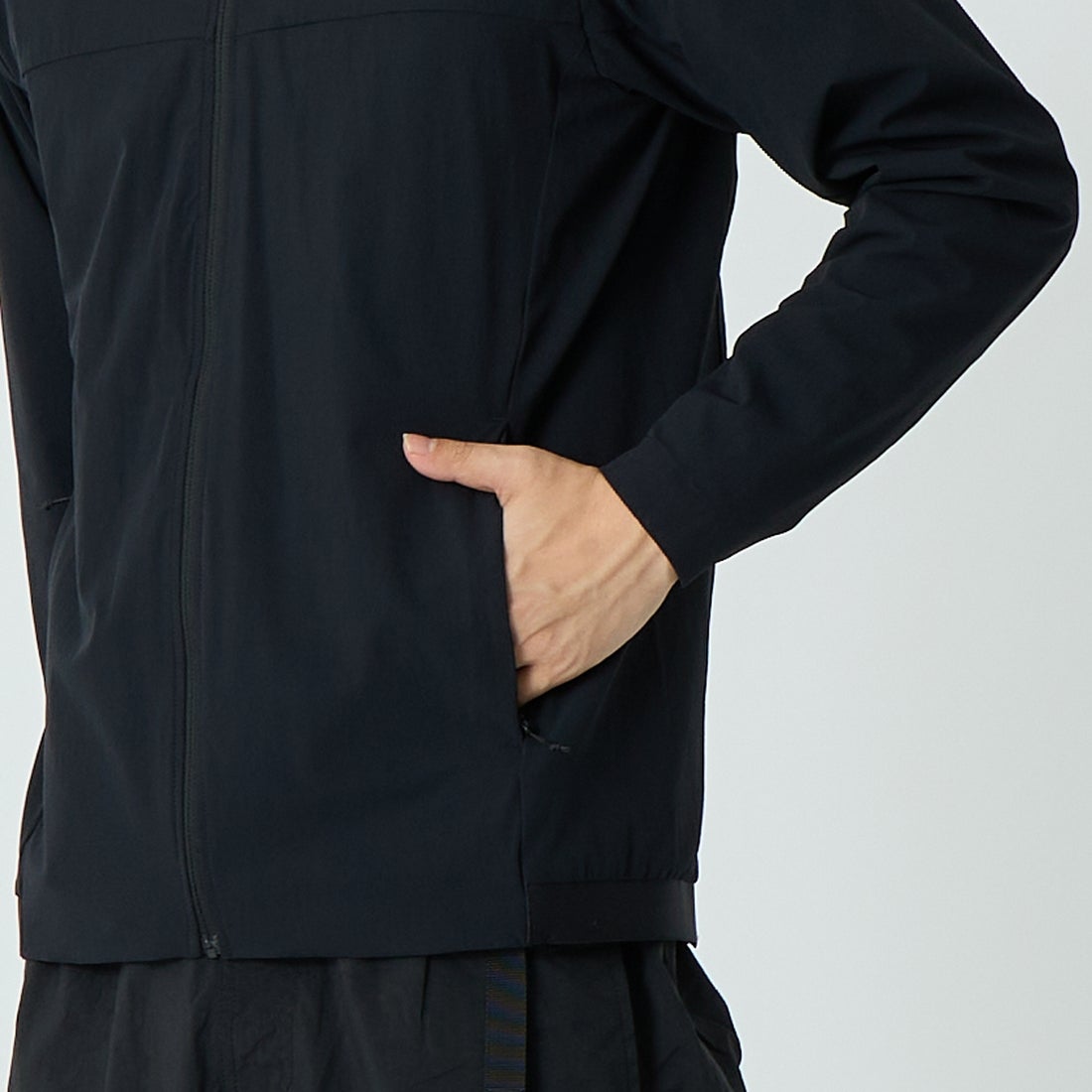 THE NORTH FACE [ザ ノースフェイス] フレキシブルフーディ [NP22581] K &&モデル身長：179cm 着用サイズ：M&&
