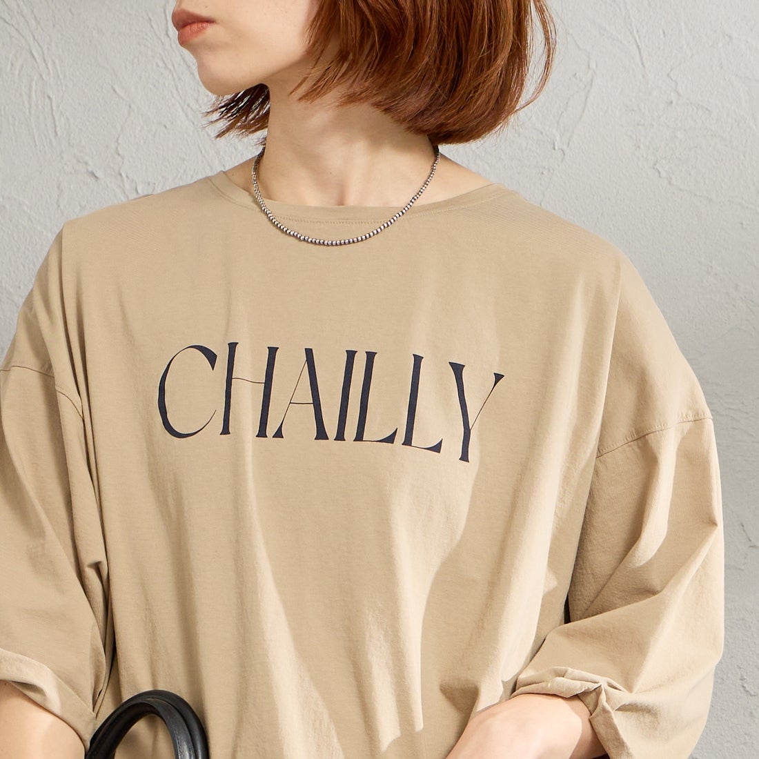 MICA&DEAL [マイカアンドディール] CHAILLY プリントプルオーバー [0126109036] BEIGE &&モデル身長：158cm 着用サイズ：F&&