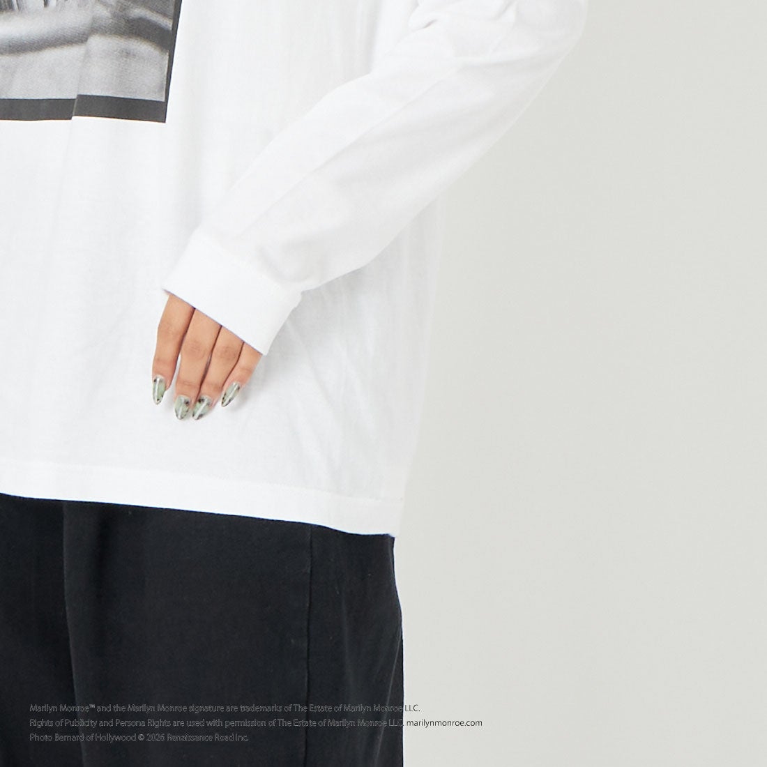 GOOD ROCK SPEED [グッドロックスピード] マリリン・モンロー ロングスリーブTシャツ [26MRM002W] WHITE &&モデル身長：162cm 着用サイズ：F&&