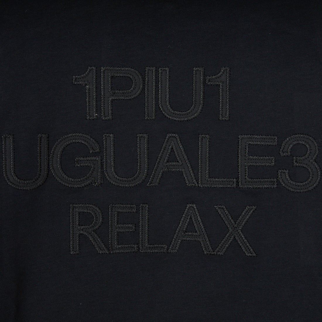 1PIU1UGUALE3 RELAX [ウノ ピゥ ウノ ウグァーレ トレ] ツイルロゴアップリケロングTシャツ [UST-26067] SN90 BLACK
