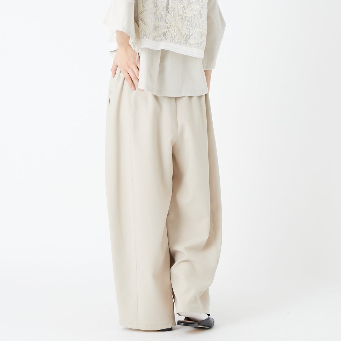 Jeans Factory Clothes [ジーンズファクトリークローズ] ドライトロピカルイージーワイドパンツ [LSJF-01] 19 BGE &&モデル身長：162cm 着用サイズ：36&&