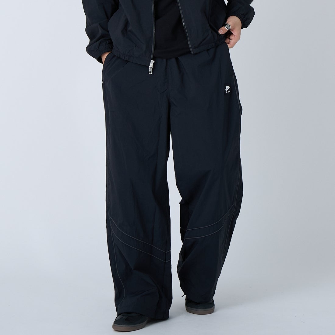 NIKE [ナイキ] トラックパンツ [IF1307] 010 BLACK &&モデル身長：179cm 着用サイズ：M&&