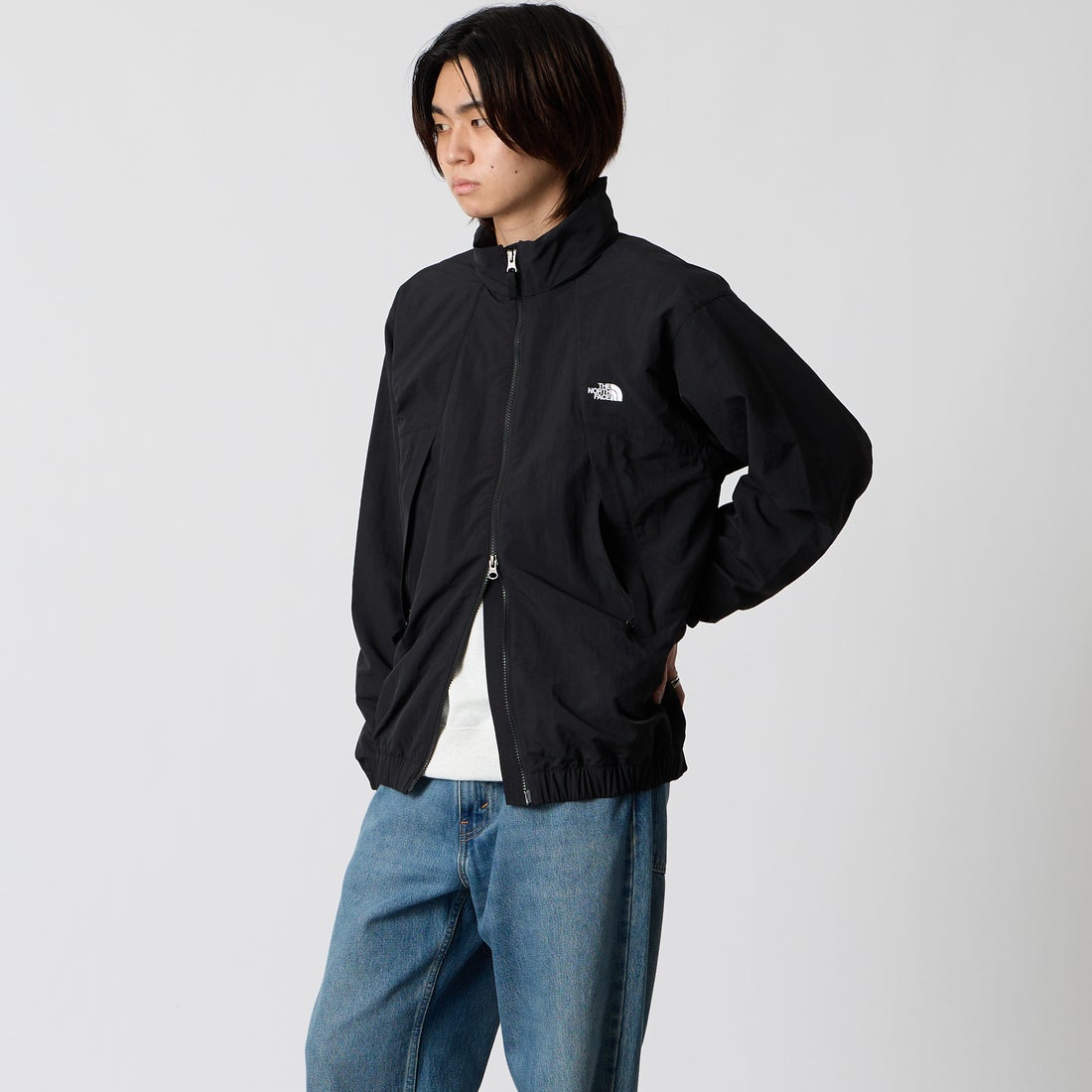 THE NORTH FACE [ザ ノースフェイス] バーサタイルブルゾン [NP22653] K &&モデル身長：177cm 着用サイズ：M&&