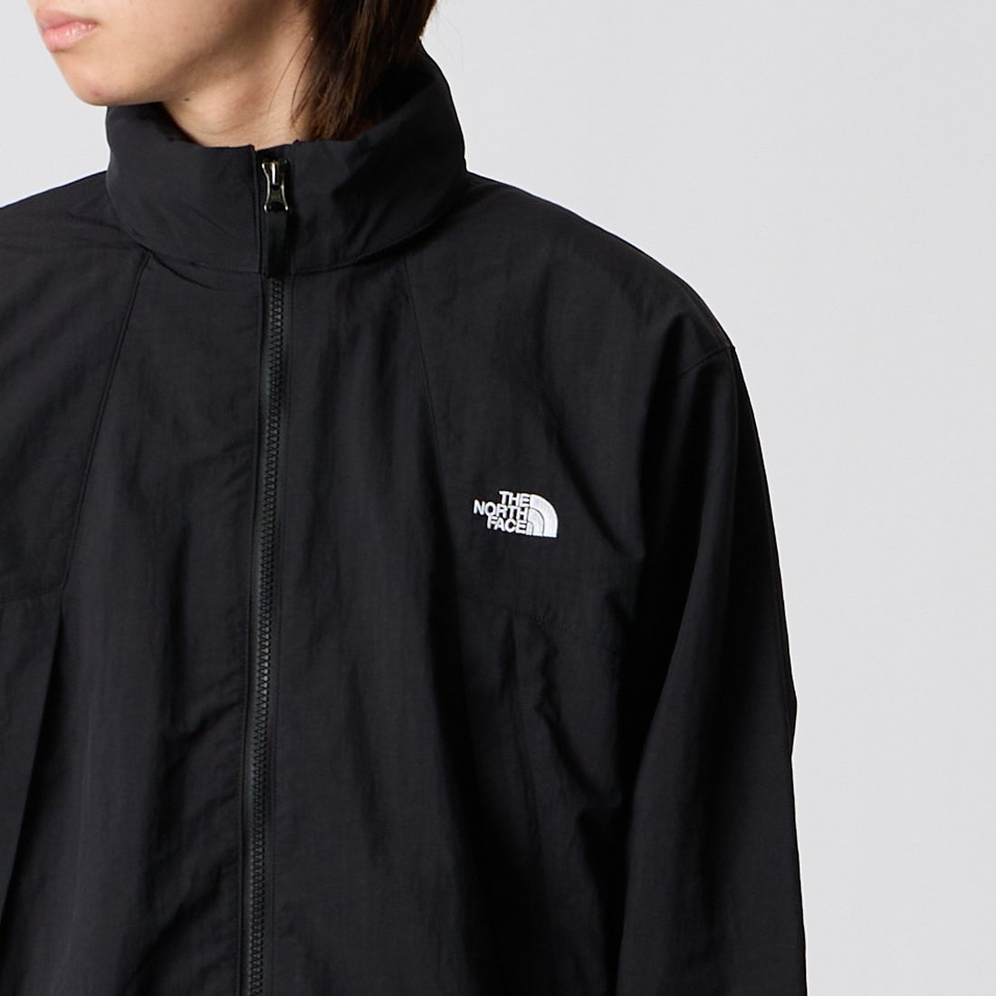 THE NORTH FACE [ザ ノースフェイス] バーサタイルブルゾン [NP22653] K &&モデル身長：177cm 着用サイズ：M&&