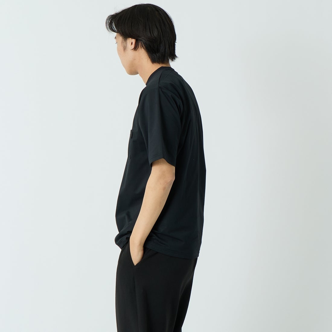 THE NORTH FACE [ザ ノースフェイス] ショートスリーブエアリーポケットTシャツ [NT32635] K &&モデル身長：179cm 着用サイズ：M&&
