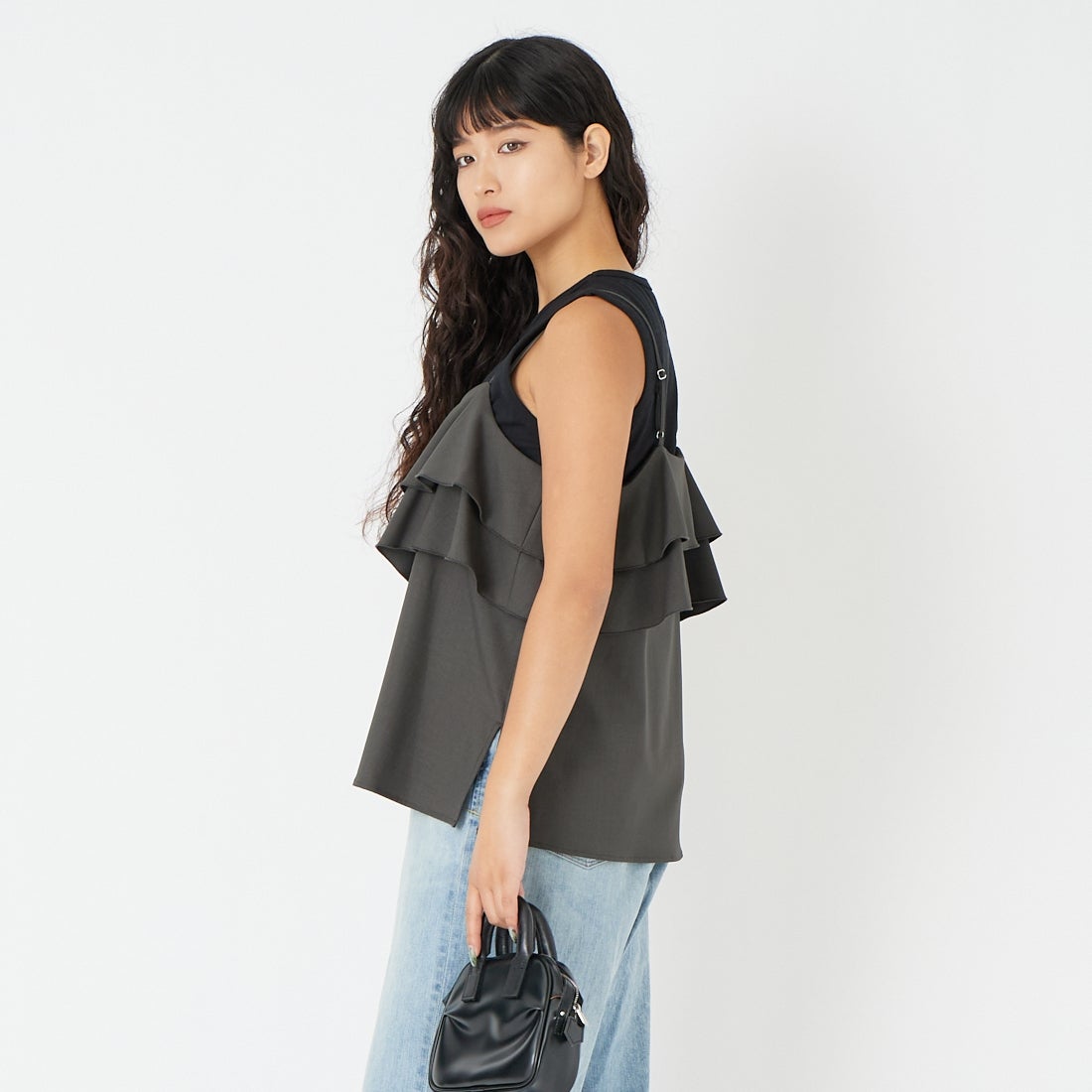 CLOCHE [クロシェ] ドライツイルキャミビスチェ [61285602] ﾁｬｺｰﾙ &&モデル身長：162cm 着用サイズ：2&&