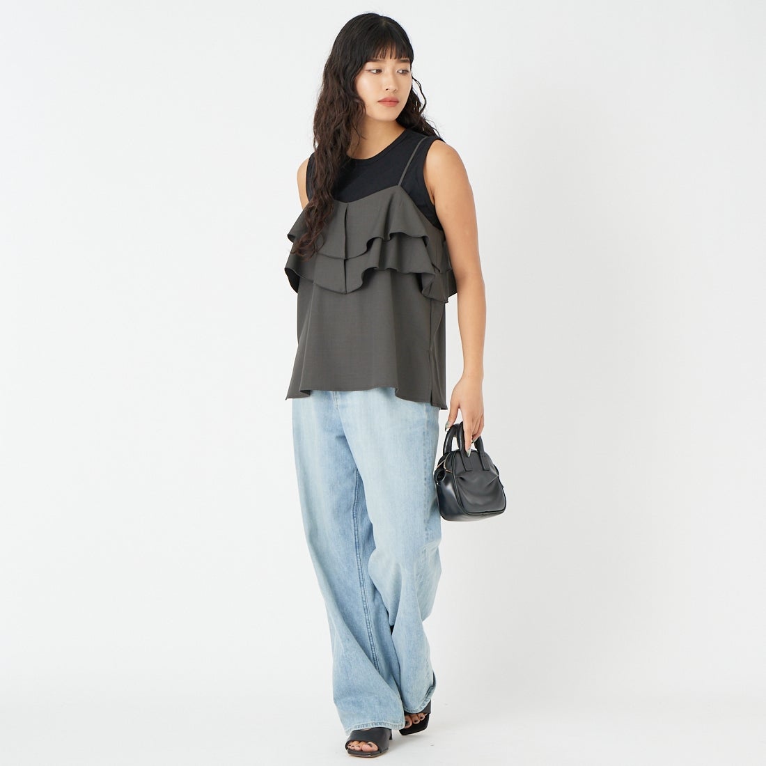 CLOCHE [クロシェ] ドライツイルキャミビスチェ [61285602] ﾁｬｺｰﾙ &&モデル身長：162cm 着用サイズ：2&&