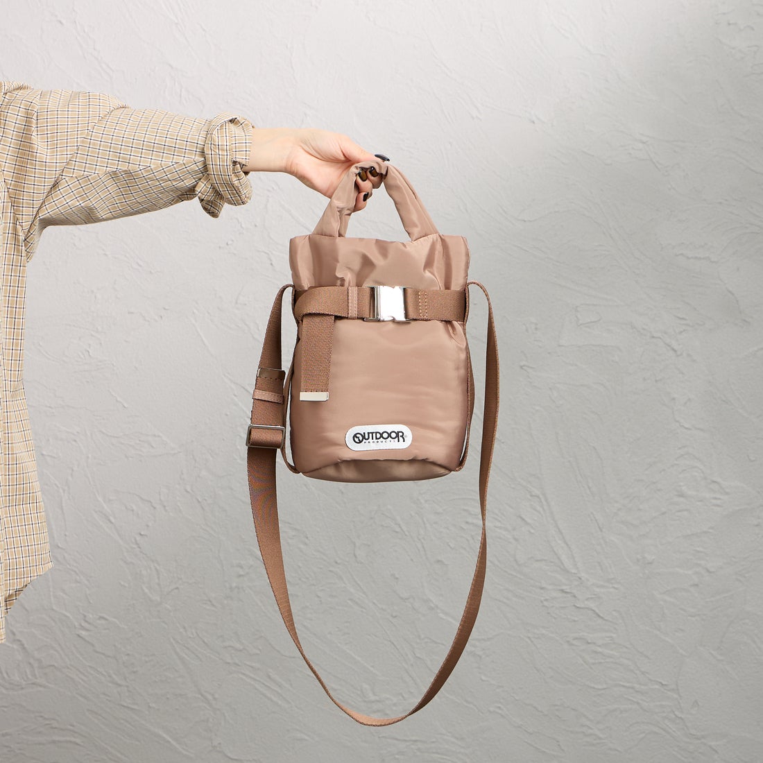 OUTDOOR PRODUCTS [アウトドアプロダクツ] 2WAYベルトトートバッグ [BR-OUT-26SS03] MOCHA