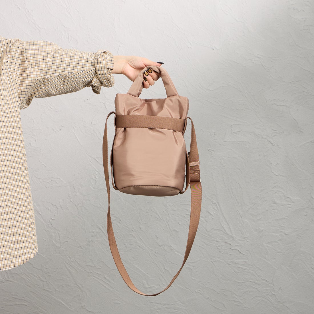 OUTDOOR PRODUCTS [アウトドアプロダクツ] 2WAYベルトトートバッグ [BR-OUT-26SS03] MOCHA