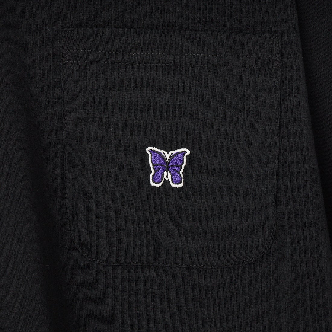 本日限定価格！！Needles ブラック 蝶刺繍 M Needles [ニードルズ] ロングスリーブクルーネックTシャツ [SX449