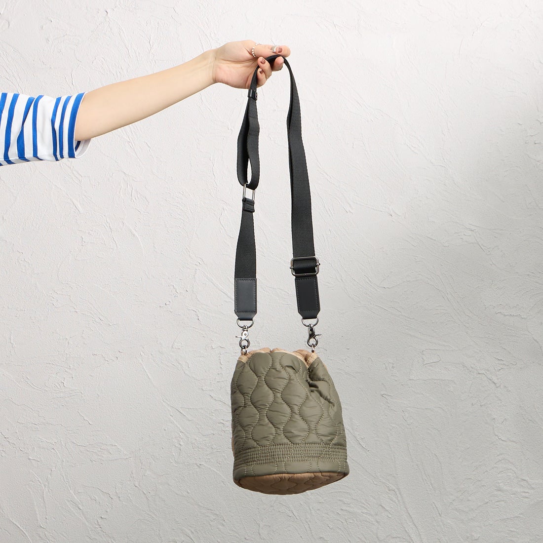 A SCENE [エーシーン] キルト巾着ショルダーバッグ [AS04-010] KHK/BEG