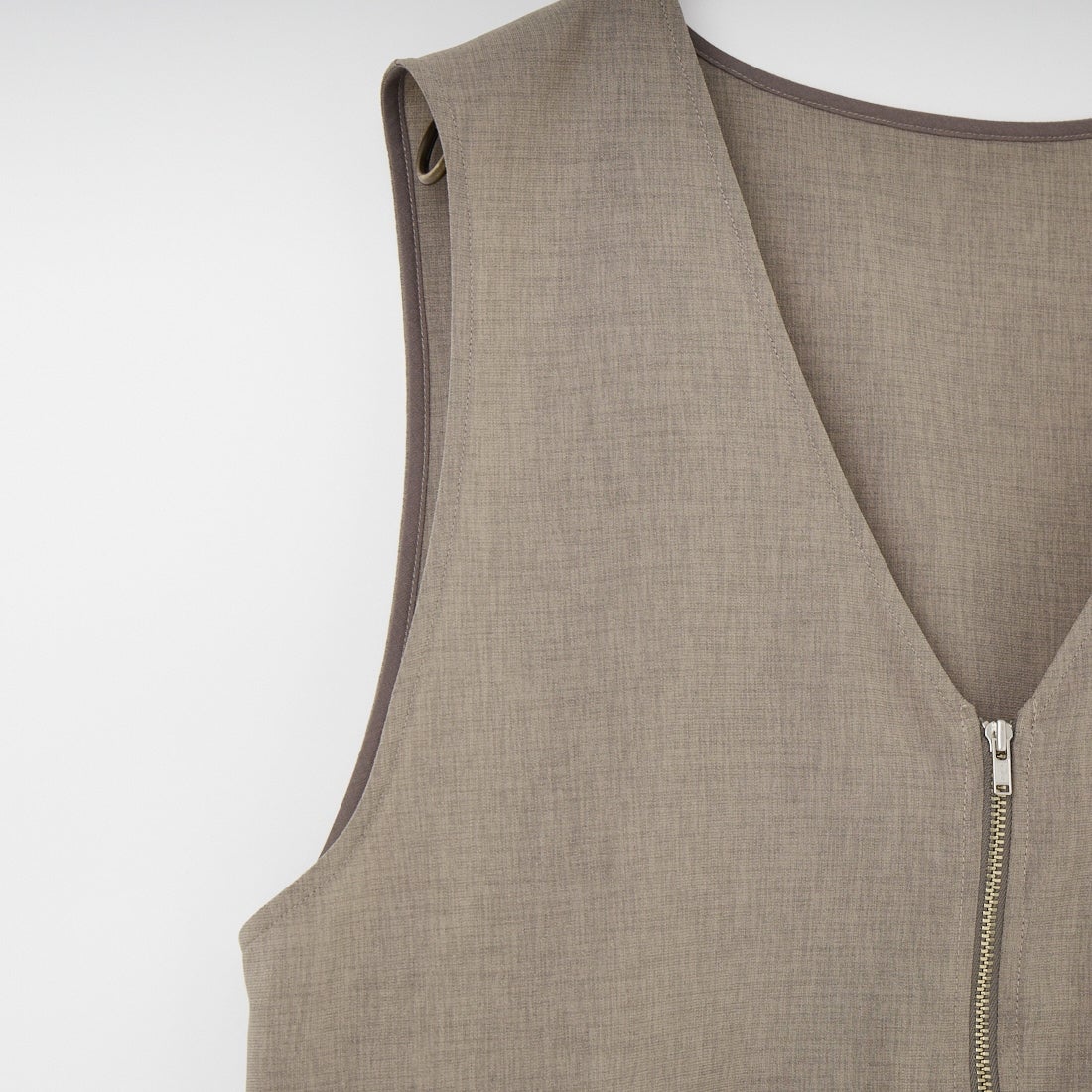 USINE [ユジーヌ] 機能素材ギャザーペプラムベスト [21267056] 035 ﾓｶ