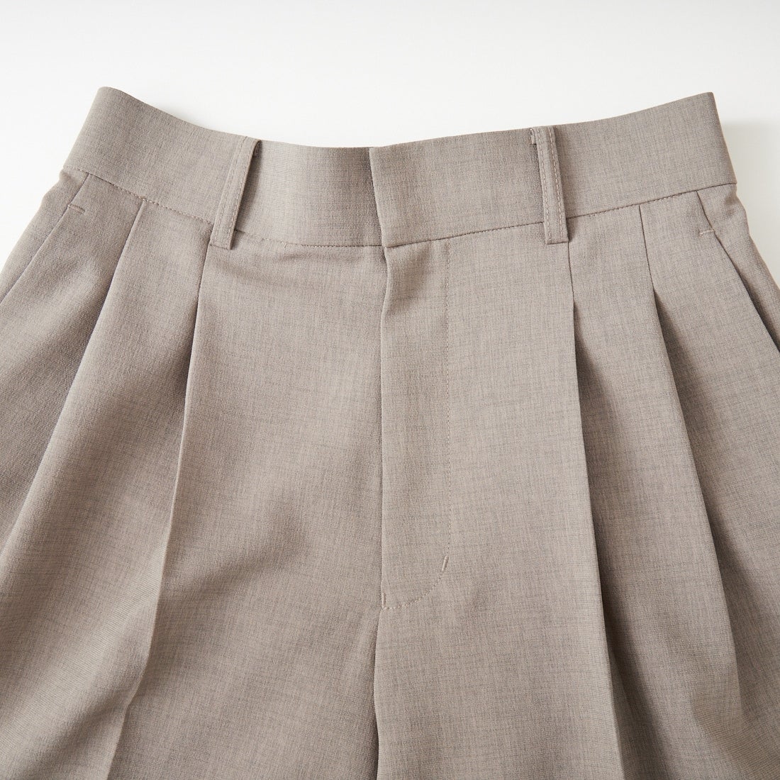 USINE [ユジーヌ] 機能素材2タックワイドパンツ [21267057] 035 ﾓｶ