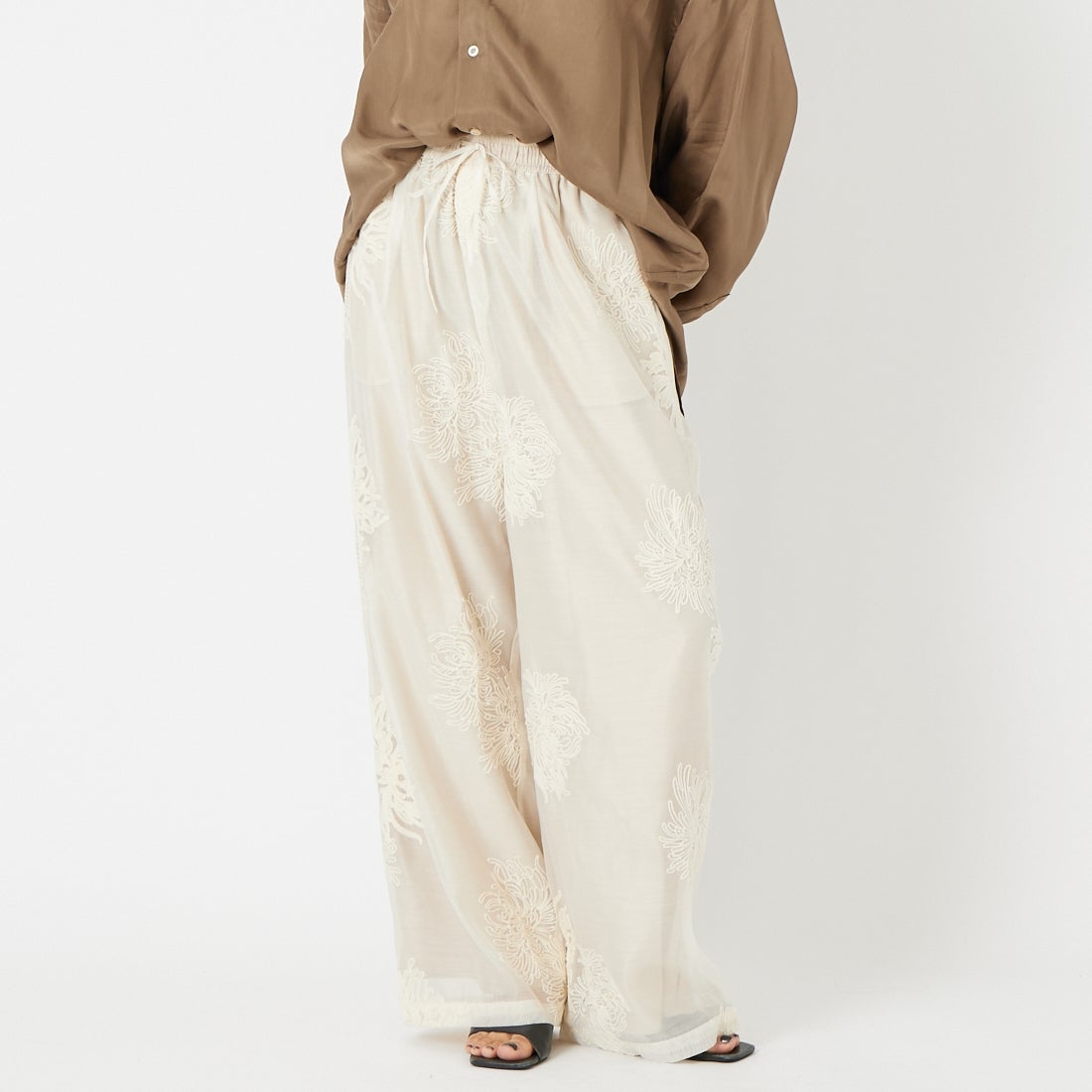 USINE [ユジーヌ] ワイドパンツ [21267064] 031 ﾎﾜｲﾄJQ &&モデル身長：162cm 着用サイズ：36&&