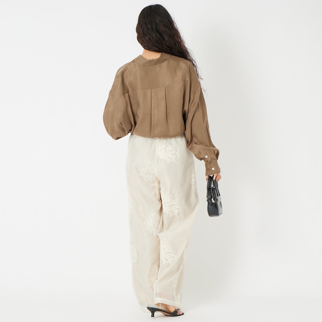 USINE [ユジーヌ] ワイドパンツ [21267064] 031 ﾎﾜｲﾄJQ &&モデル身長：162cm 着用サイズ：36&&