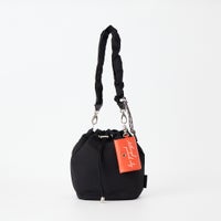 01 BLACK