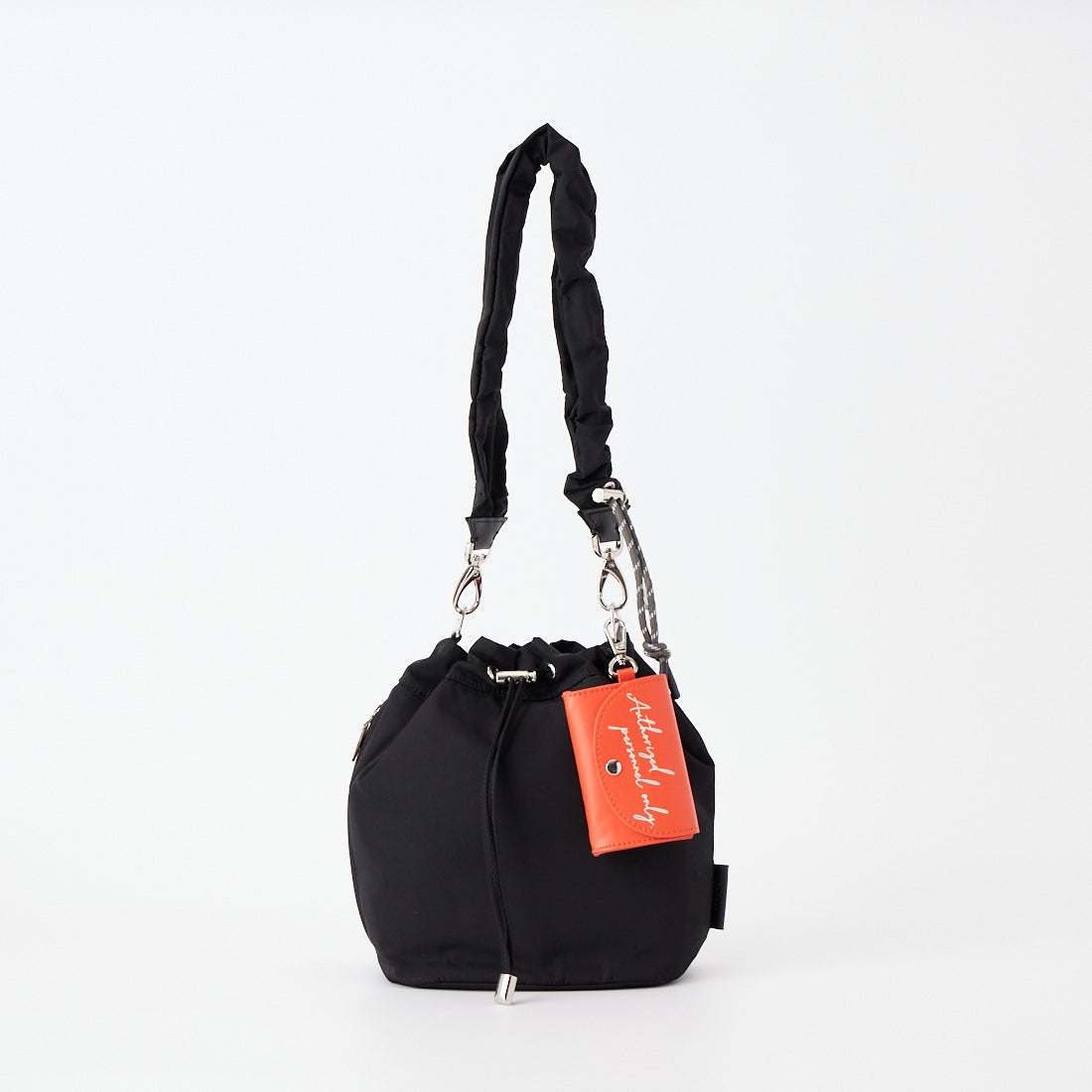 01 BLACK