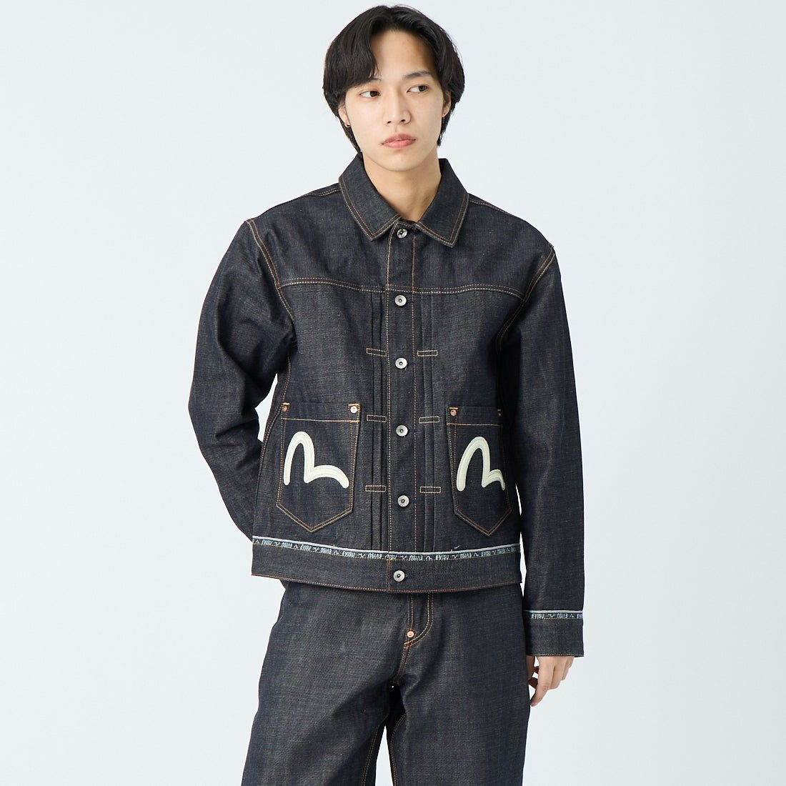 EVISU [エヴィス] ロゴカモメ刺繍 デニムジャケット [2ESHTM6DJ1001] INDIGO &&モデル身長：179cm 着用サイズ：M&&