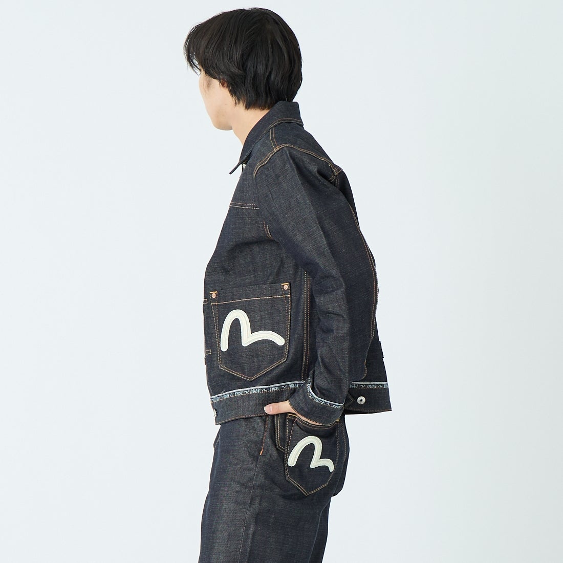 EVISU [エヴィス] ロゴカモメ刺繍 デニムジャケット [2ESHTM6DJ1001] INDIGO &&モデル身長：179cm 着用サイズ：M&&