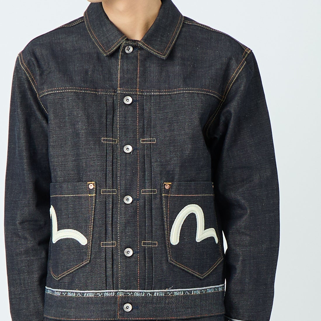 EVISU [エヴィス] ロゴカモメ刺繍 デニムジャケット [2ESHTM6DJ1001] INDIGO &&モデル身長：179cm 着用サイズ：M&&