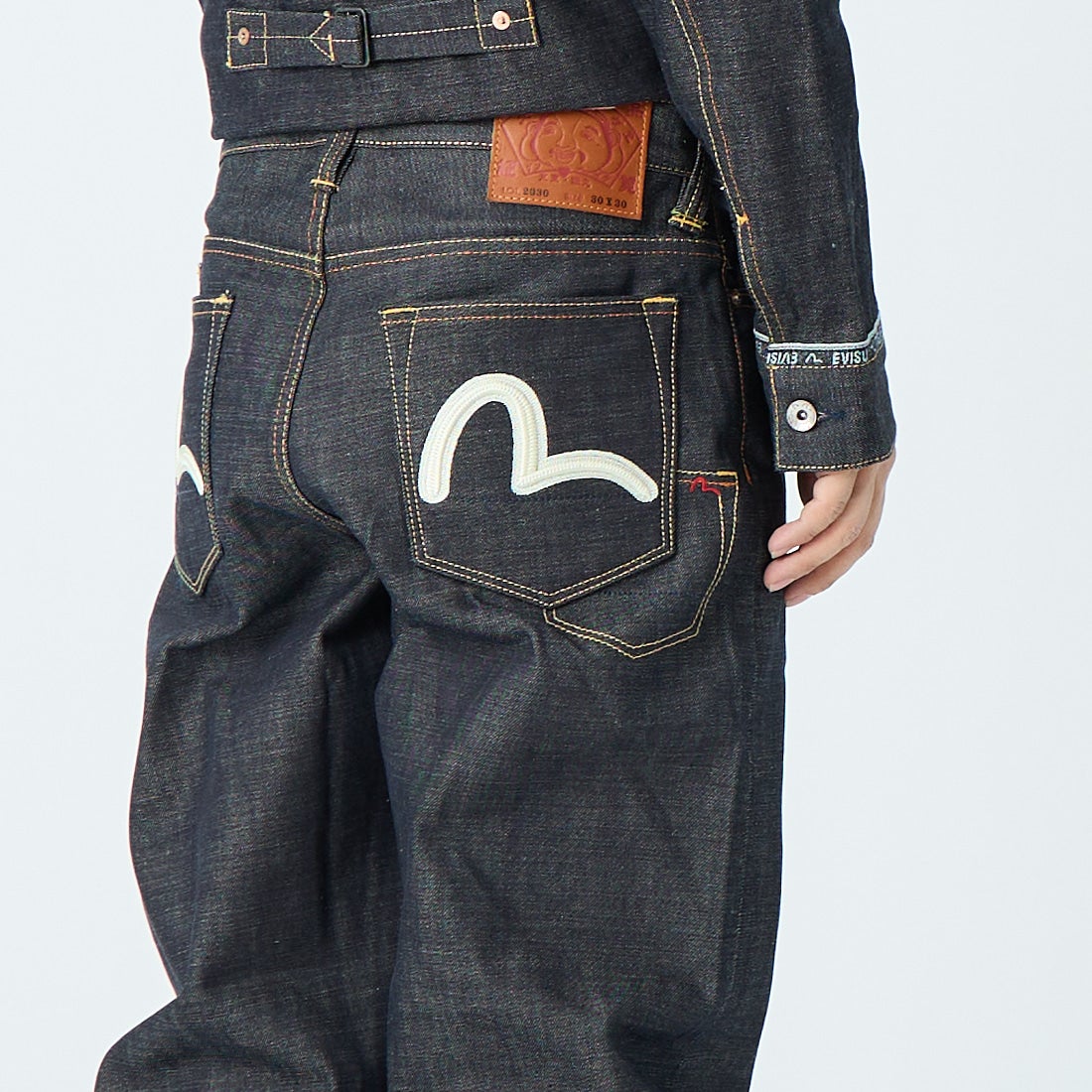 EVISU [エヴィス] 7ポケットロゴカモメ刺繍 ジーンズ [2ESHTM6JE1036] INDIGO &&モデル身長：179cm 着用サイズ：30&&