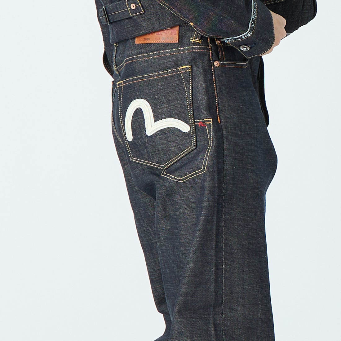 EVISU [エヴィス] 7ポケットロゴカモメ刺繍 ジーンズ [2ESHTM6JE1036] INDIGO &&モデル身長：179cm 着用サイズ：30&&