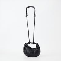 01 BLACK