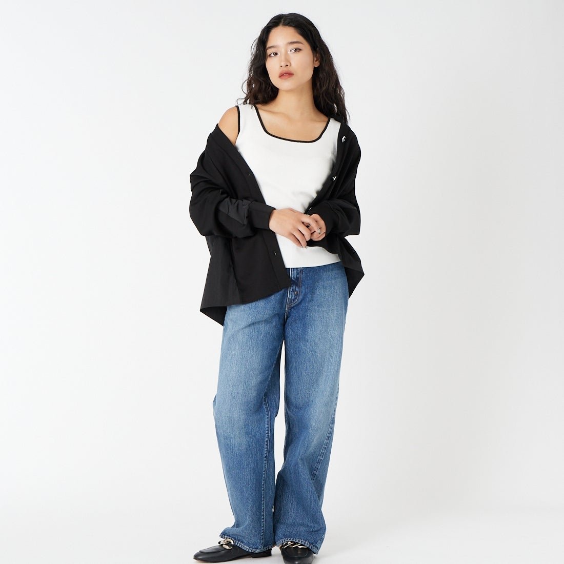 CLOCHE [クロシェ] 配色スクエアニットタンクトップ [61285581] ｵﾌ/ﾌﾞﾗｯｸ &&モデル身長：162cm 着用サイズ：2&&