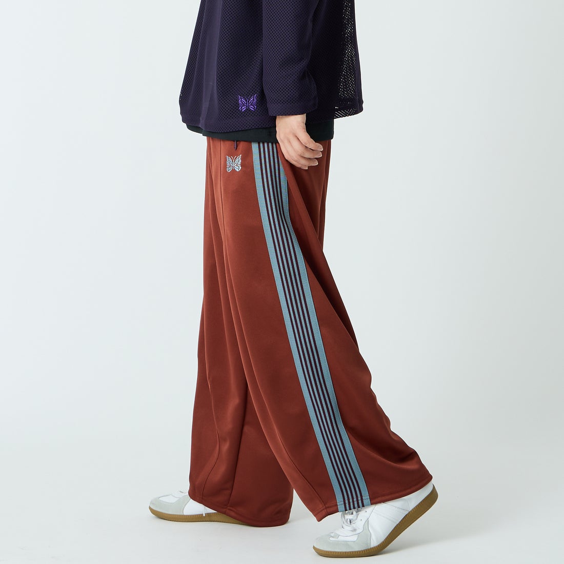 Needles [ニードルズ] ヒザデルトラックパンツ [SX410] A RUST &&モデル身長：179cm 着用サイズ：S&&