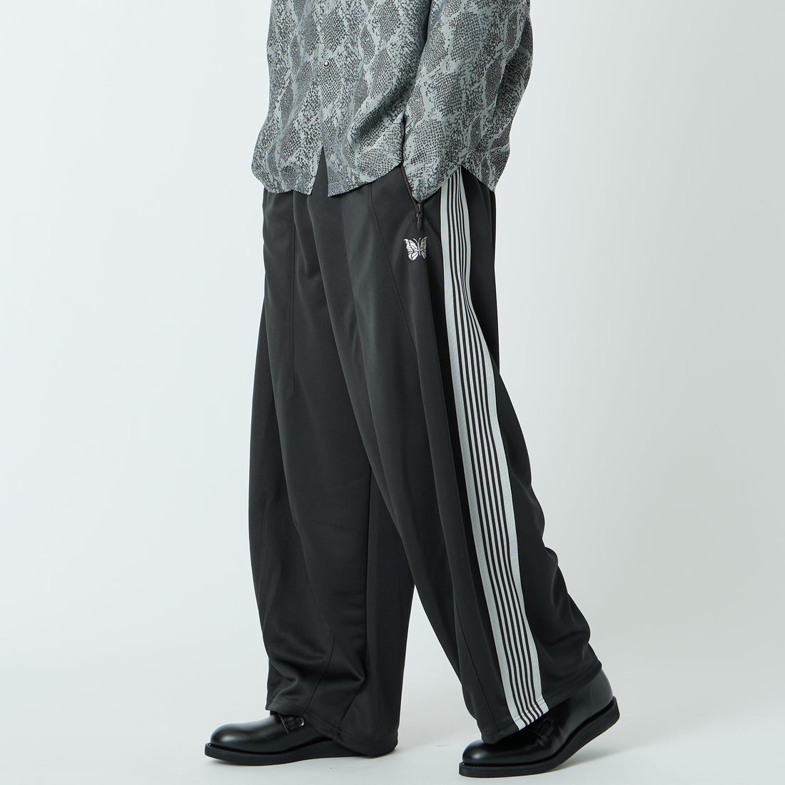 Needles トラックパンツ Black&Gray Needles(ニードルズ) 別注 Track Pants Straight（ジャージ／トラック