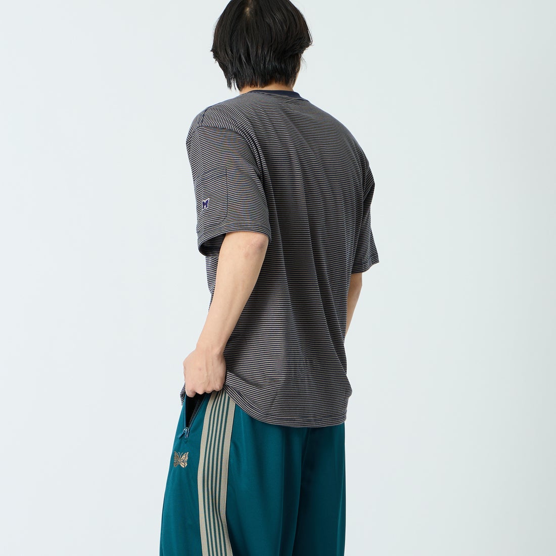 Needles [ニードルズ] ショートスリーブクルーネックTシャツ [SX446] B NVY/MOCH &&モデル身長：179cm 着用サイズ：M&&
