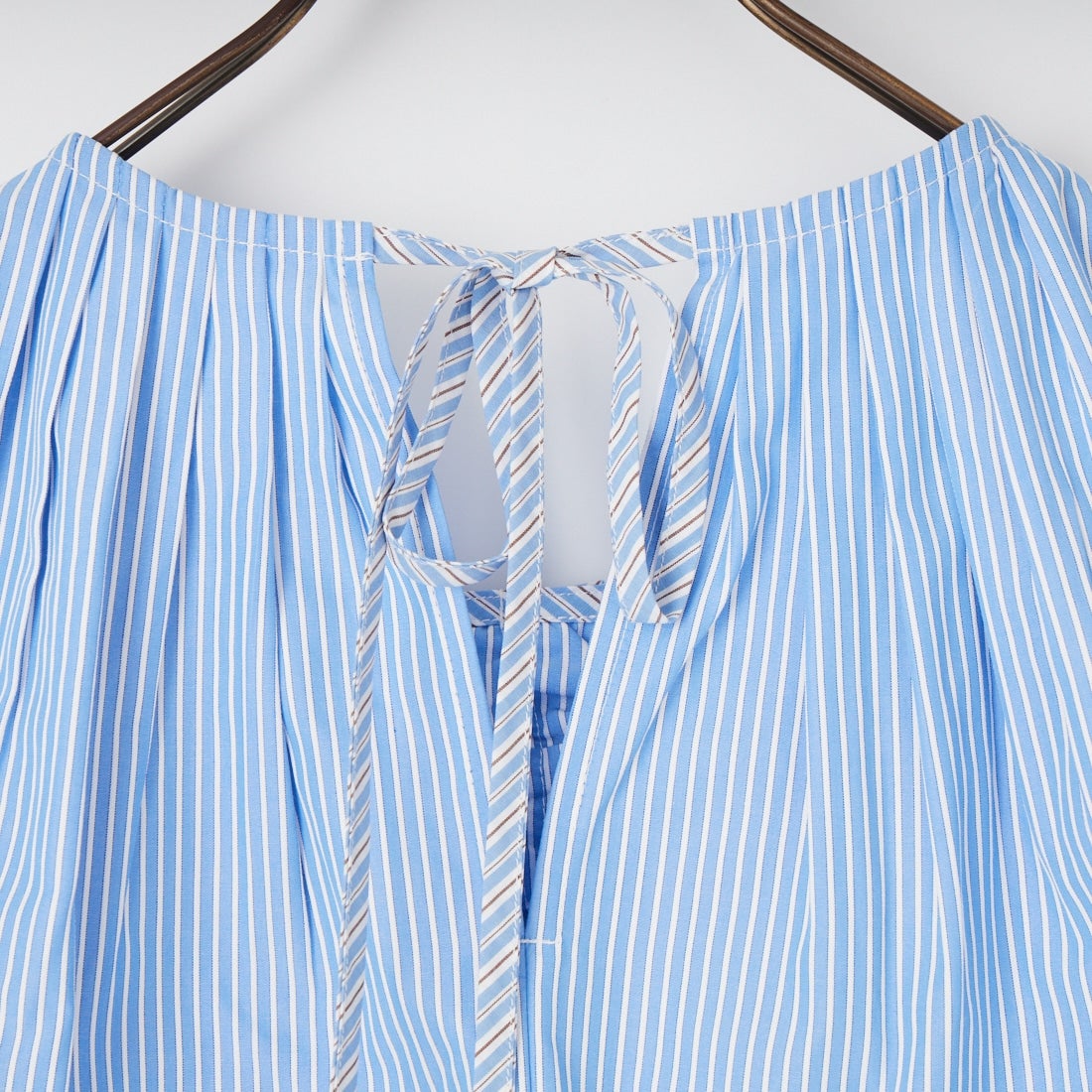 RhodolirioN [ロドリリオン] スリーブレスフリルシャツ [SW1013] B SAX