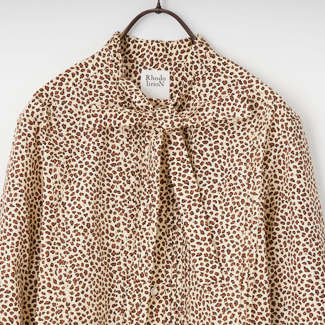 RhodolirioN [ロドリリオン] リボンタイブラウス [SW1032] C LEOPARD